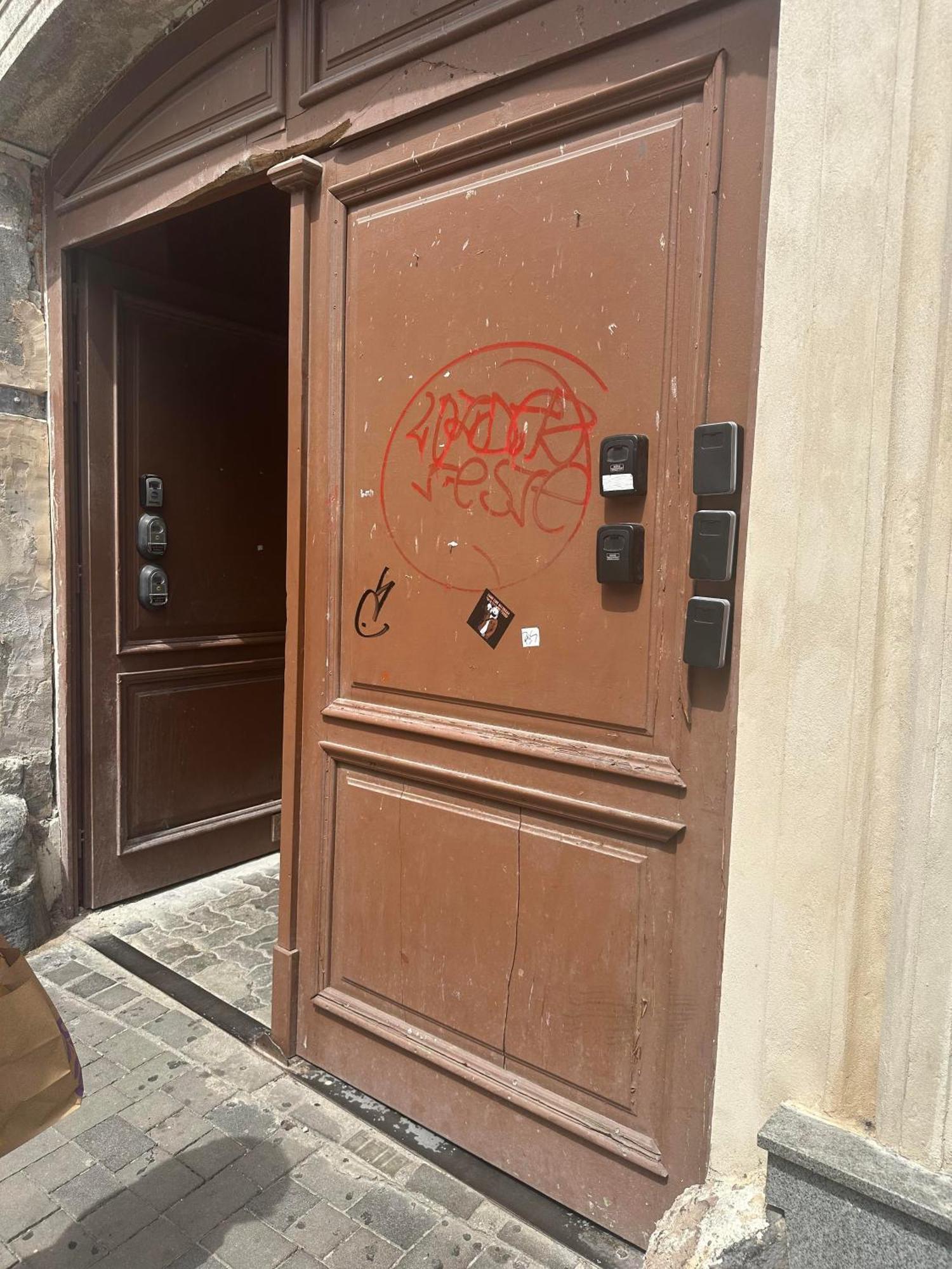 A Private Room In City Center In Bratislava Esterno foto